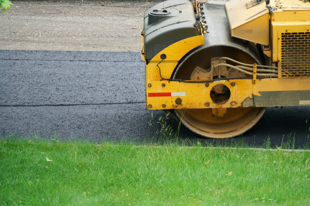 Best Driveway Pavers Near Me  in Lakehills, TX
